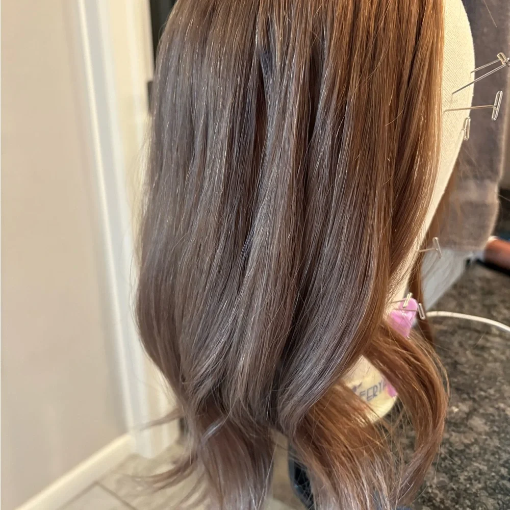 Lusta 18 inch silk top hair topper - Picture 5 of 7